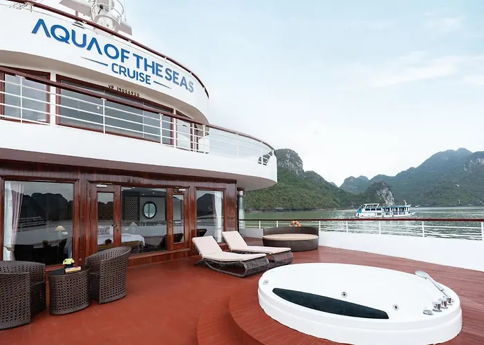 Aqua Cruise Lan Ha Bay
