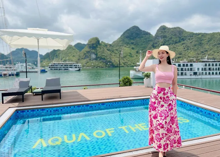 Aqua Cruise Lan Ha Bay 5*