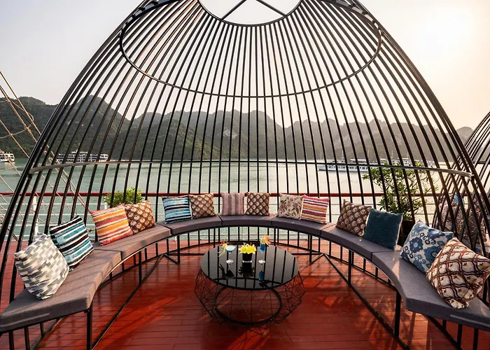  Aqua Cruise Lan Ha Bay 5*